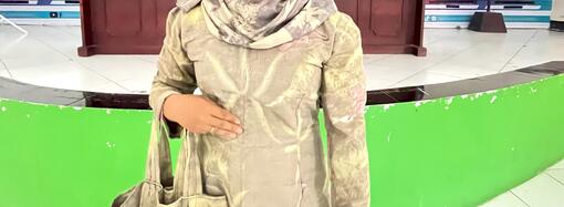 Hasil praktek pelatihan menjahit Perempuan Nelayan di Bula Kabupaten Seram Bagian Timur Provinsi Maluku menciptakan produk turunan dari ecoprint berupa tote bag, pouch, pasmina, dan kemeja, kegiatan ini difasilitasi melalui pendanaan hibah GEF 6 CFI Indonesia (23-26/04/2025)