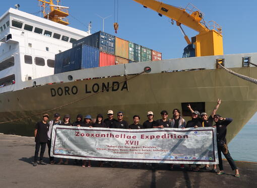 Keberangkatan Tim Ekspedisi Zooxanthellae XVII yang terdiri atas kelompok mahasiswa dari FDC-IPB dengan KM Doro Londa dari Pelabuhan Tanjung Priuk tujuan Ambon dilanjutkan ke Pulau Gorom Kabupaten Seram Bagian Timur Provinsi Maluku (22/9/2023)